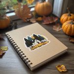 naklejka jesienna chatka na okładce zeszytu